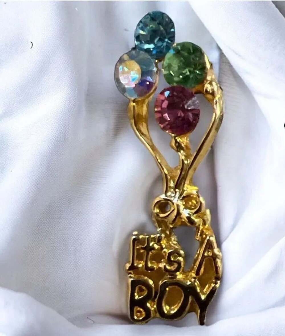 "It's A Boy" Balloon Rhinestone Pin - Picture 1 of 6